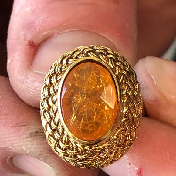 14 kt white gold , white sapphires & “Montana “rng - Picture 7 of 16